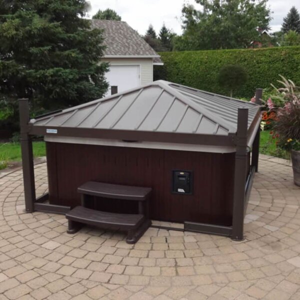 Covana Hot Tub Cover in Closed Position